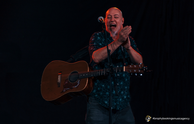 Steve Falconer numbers that you cannot miss when you love music